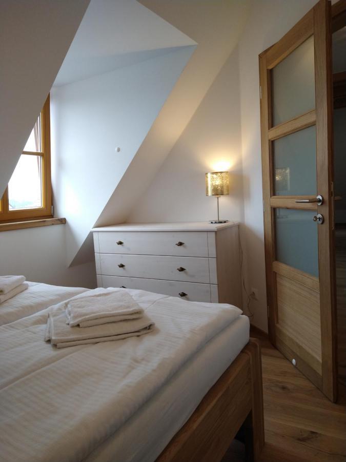 Mníšek pod Brdy Apartmany Maly Mnich المظهر الخارجي الصورة