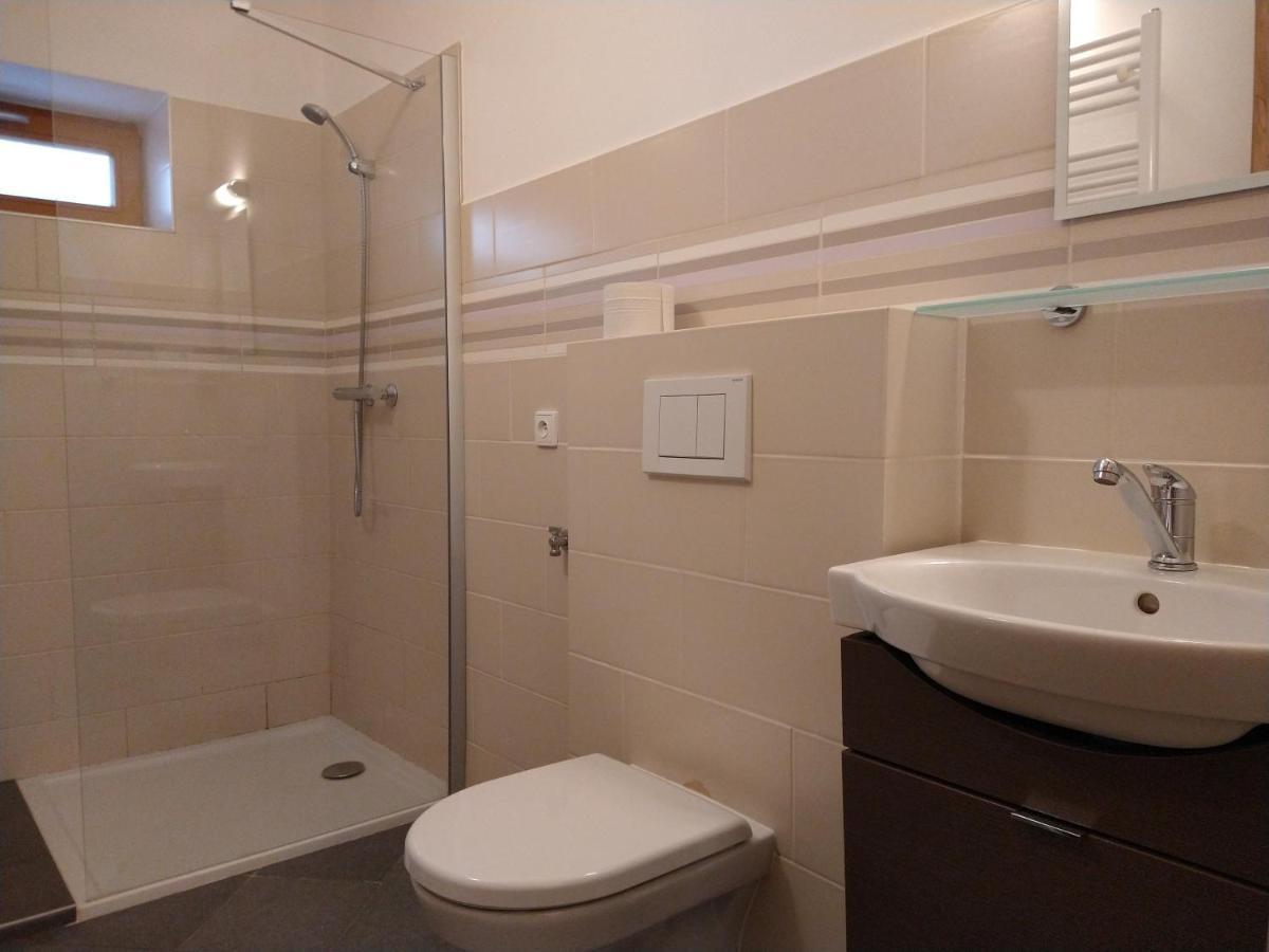 Mníšek pod Brdy Apartmany Maly Mnich المظهر الخارجي الصورة