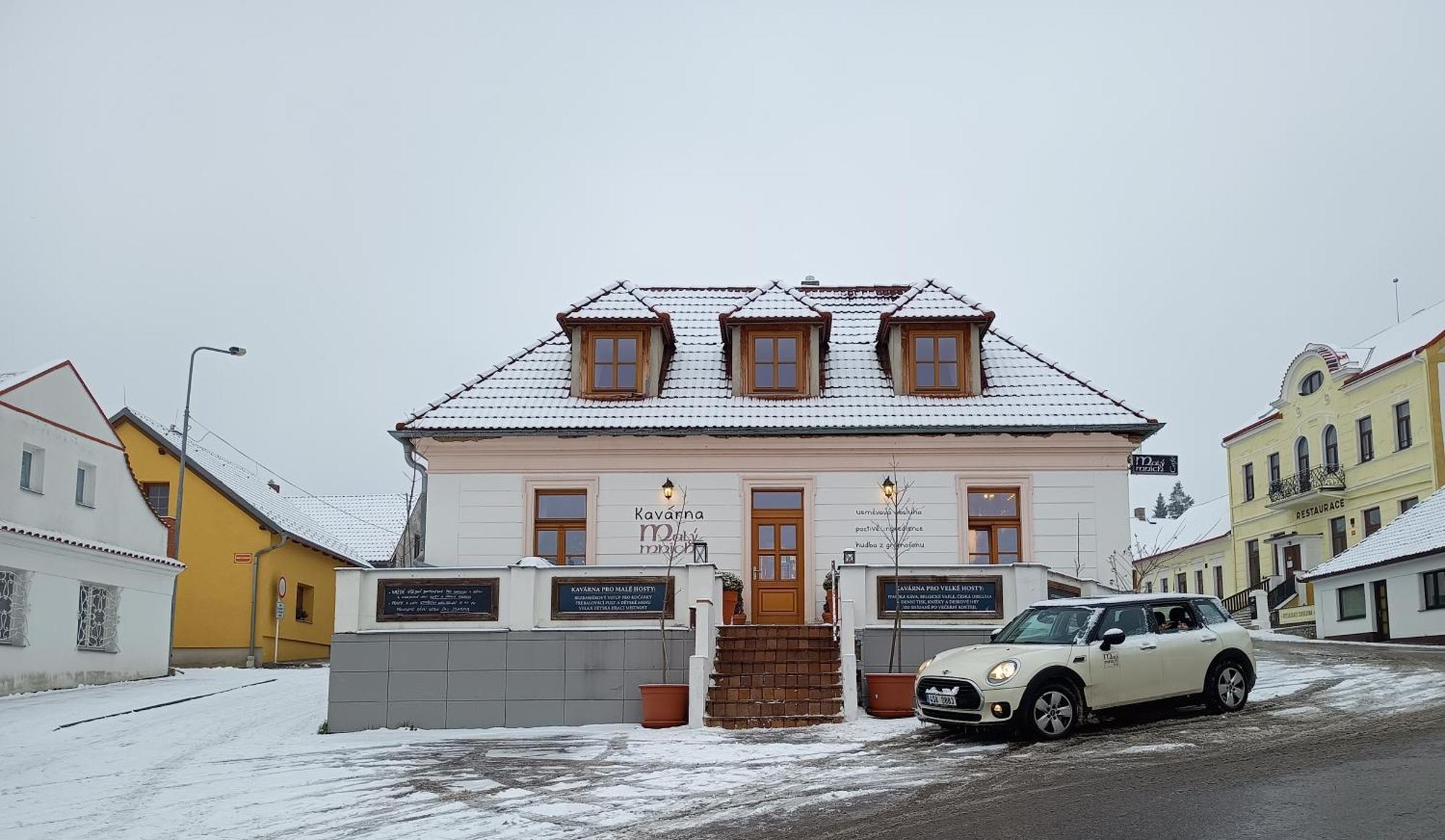 Mníšek pod Brdy Apartmany Maly Mnich المظهر الخارجي الصورة