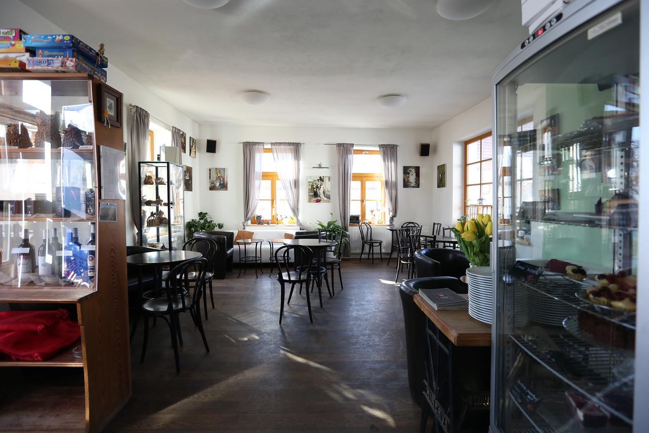 Mníšek pod Brdy Apartmany Maly Mnich المظهر الخارجي الصورة