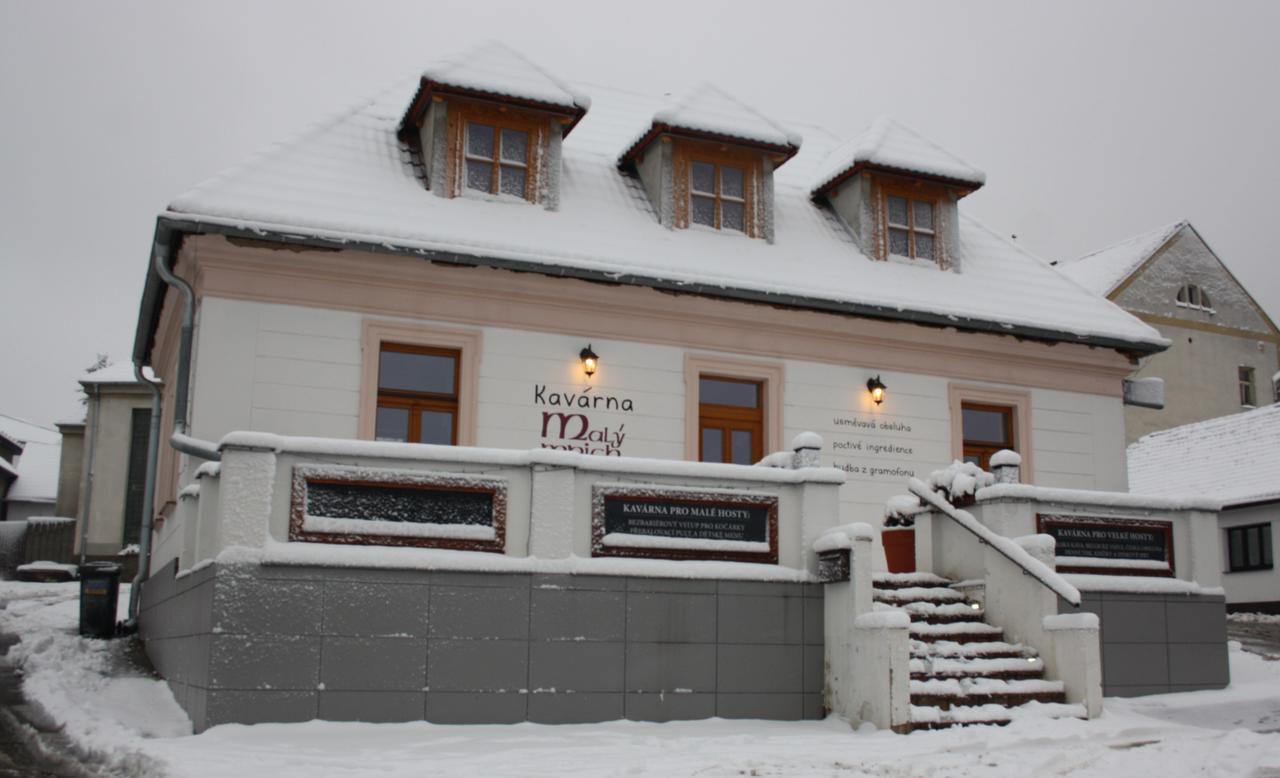 Mníšek pod Brdy Apartmany Maly Mnich المظهر الخارجي الصورة